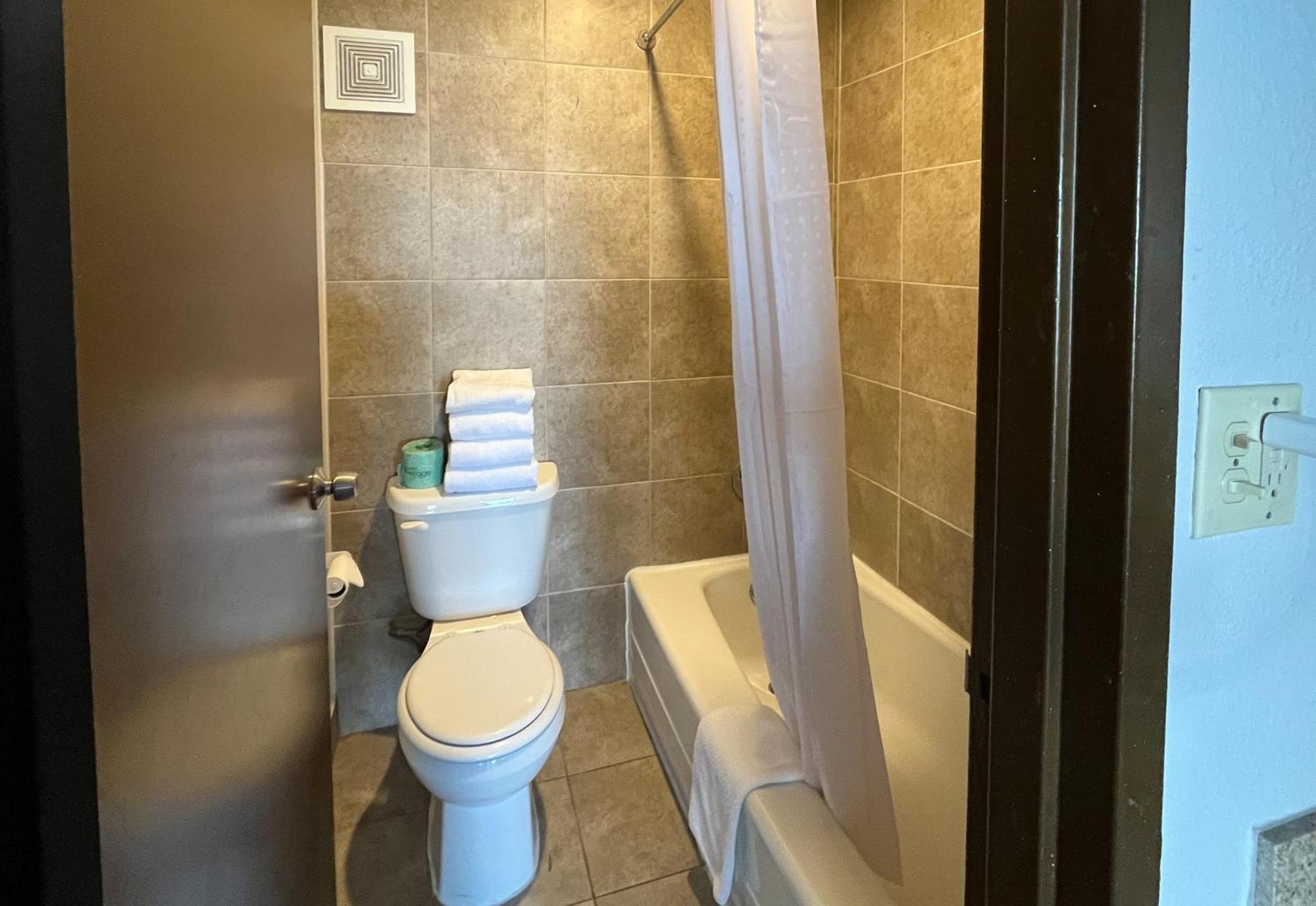 Motel 6 Mesquite, Tx Town East Bagian luar foto