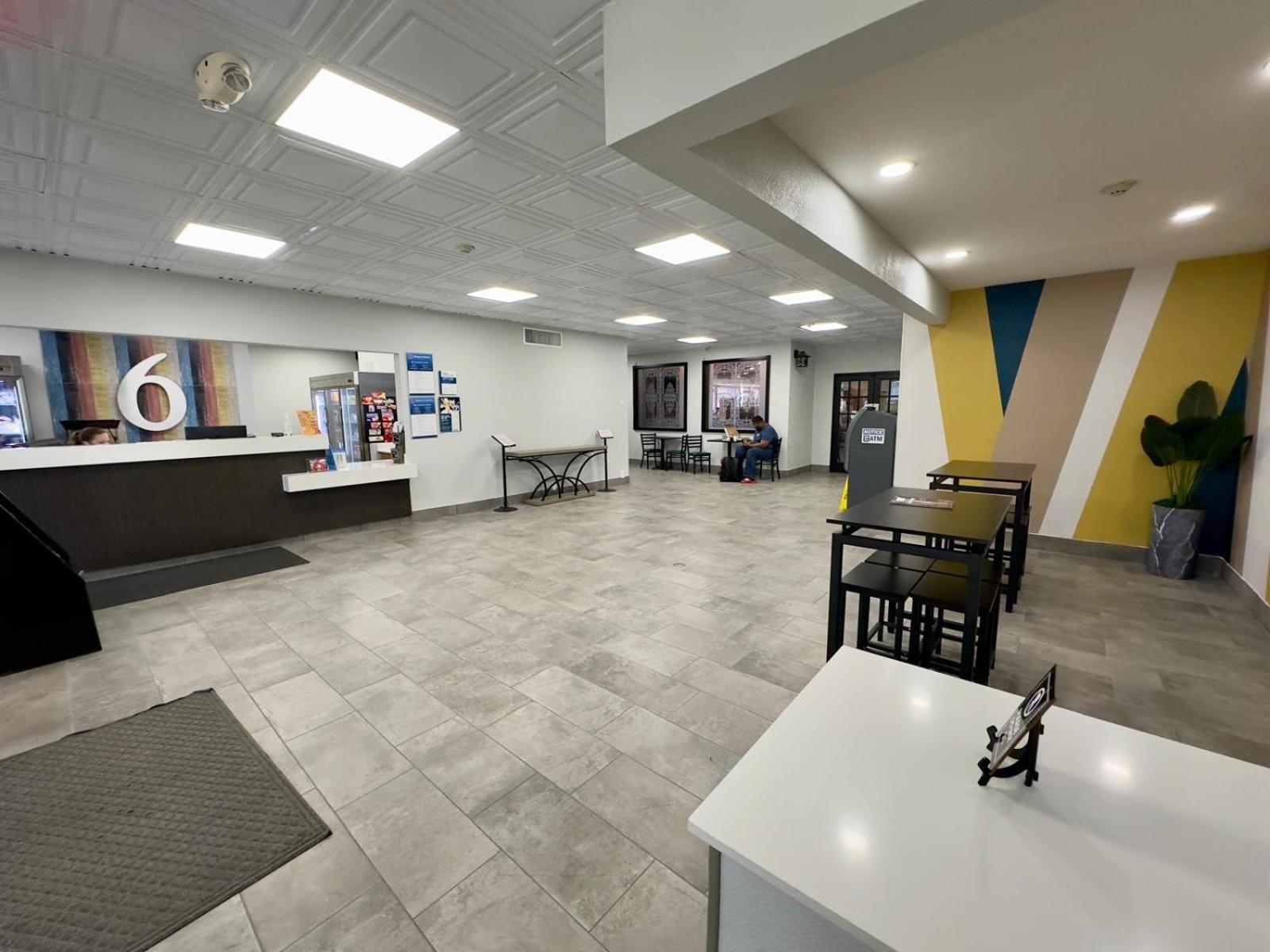 Motel 6 Mesquite, Tx Town East Bagian luar foto